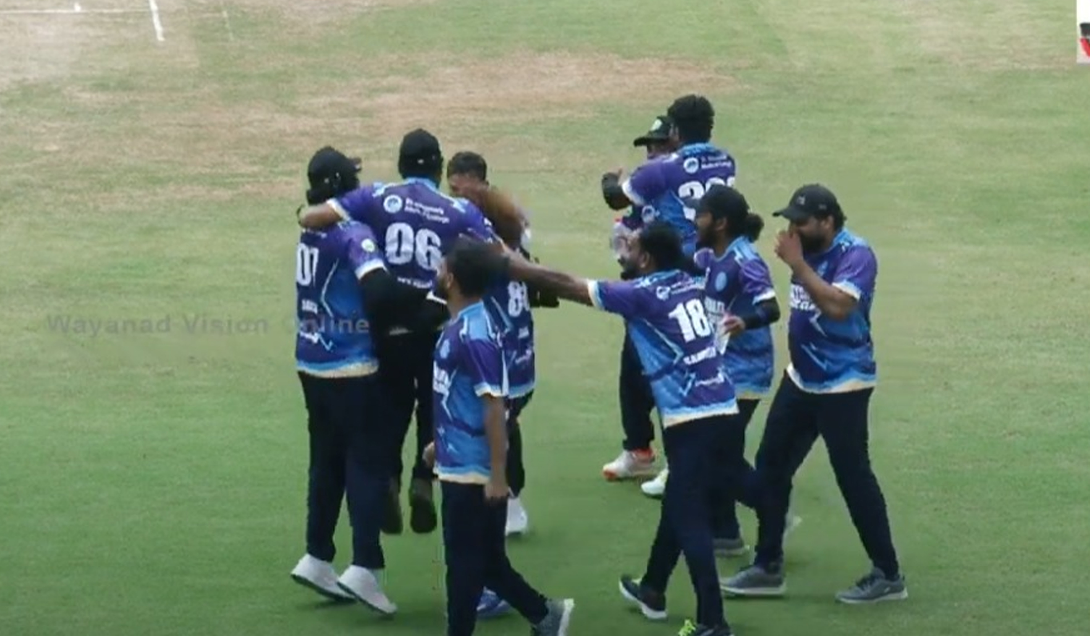 ജേര്‍ണലിസ്റ്റ് ക്രിക്കറ്റ് ലീഗ്