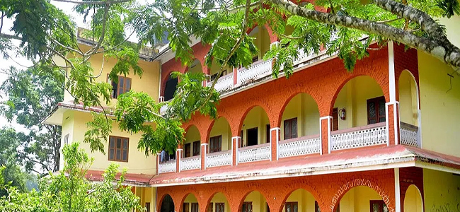 കല്‍പറ്റ ഗവ. കോളേജിന്  മിനിസ്റ്റേഴ്‌സ് എക്‌സലന്‍സ് അവാര്‍ഡ്