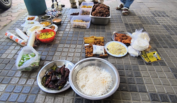 പഴകിയ ഭക്ഷണ വസ്തുക്കള്‍ പിടികൂടി