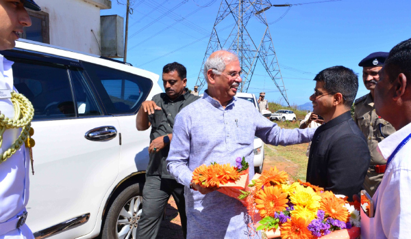 എന്‍ ഊര് പൈതൃക ഗ്രാമം ഗവര്‍ണ്ണര്‍ രാജേന്ദ്ര വിശ്വനാഥ് ആര്‍ലേക്കര്‍ സന്ദര്‍ശിച്ചു