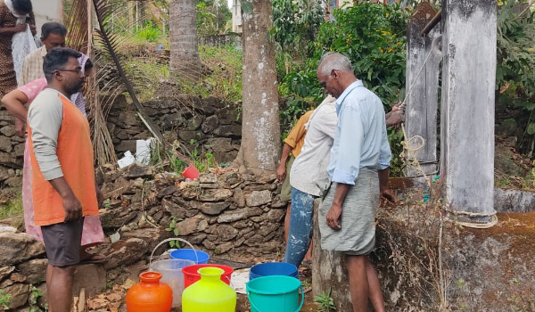ഒരു മാസമായി ജലനിധി പദ്ധതിയില്‍ വെള്ളമില്ല; ദുരിതത്തിലായി 42 കുടുംബങ്ങള്‍