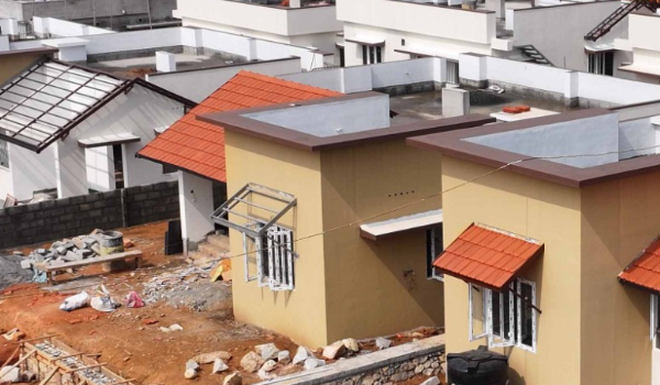 ടൗണ്‍ഷിപ്പ് ഉദ്ഘാടനത്തിന്  കുടില്‍കെട്ടി നടത്താന്‍ തീരുമാനിച്ച സമരം പിന്‍വലിച്ച് ദുരന്തബാധിതര്‍