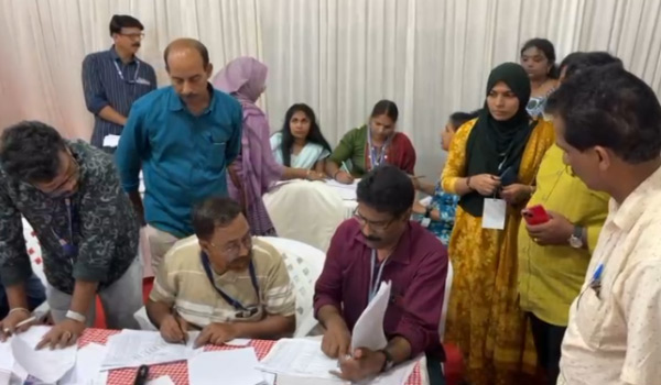 തെരഞ്ഞെടുപ്പ് ഡ്യൂട്ടിയിലുള്ള നിരവധി ജീവനക്കാര്‍ക്ക് വോട്ട് ചെയ്യാനായില്ലെന്ന് പരാതി